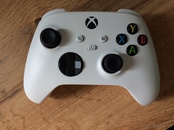 Herná konzola Xbox Series S - 6