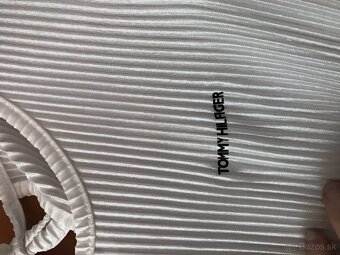 NOVÉ TOMMY HILFIGER white detské saty - 6