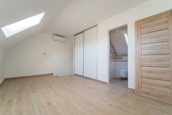 Na predaj 2 izbový mezonet v RD Vajnory BA III - 6