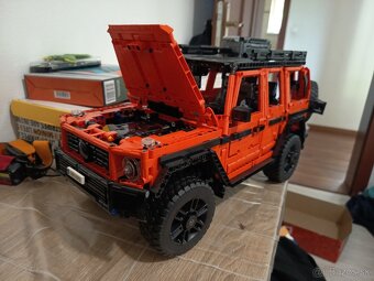 Lego technic Mercedes Benz g500 - 6