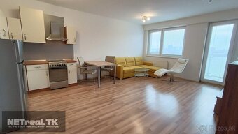 -Lokalita : SLIMAK, CENTRAL, VIVO - 1-izbový byt - Balkon - - 6