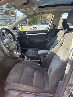 VW Golf 1.6 TDI VARIANT - 6