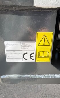 Vyvažecí vlek vyvažečka, vývozka MTM 10T Ruka 6.6m - 6