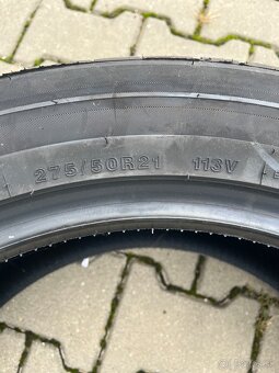 Predám zimné uplne nové 275/50R21 113V - 6
