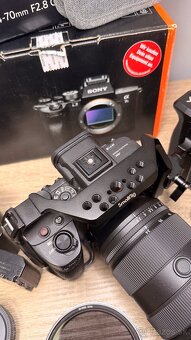 Sony A7S III + 24-70mm f/2.8 GM II + klietka, 4 batérie, Nis - 6