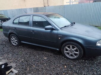 Rozpredám Octaviu - 6