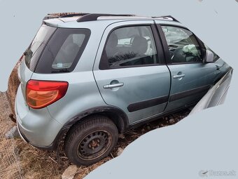 Suzuki SX4 kufrové dvere - 6