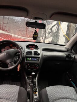 Peugeot 206 1.4 - 6