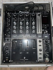 Pioneer DJM 700 - 6