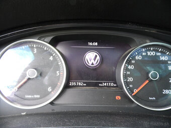 VW Touareg 3L - 6