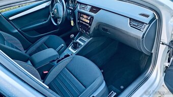 Škoda OCTAVIA Combi III. 3  TDI model 2020 - 6