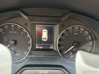 Škoda Octavia Combi 2.0 TDI Business DSG - 6