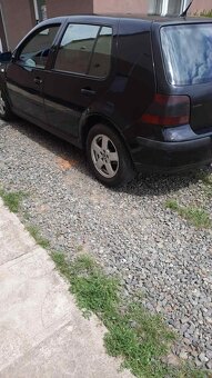 Predam wolsvagen golf 4 - 6