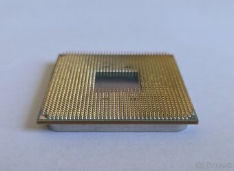 AMD Ryzen 7 5800x - 6