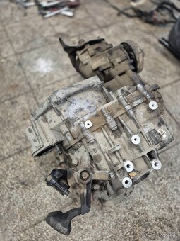 Predám 6q manuálna prevodovka pre 4x4 VW TIGUAN - LMU- - 6