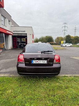 Toyota Avensis D4d - 6