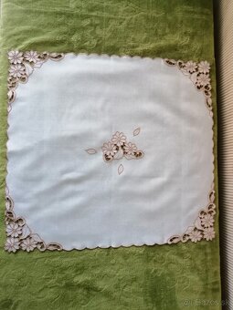 VYŠÍVANÉ DEČKY - 6