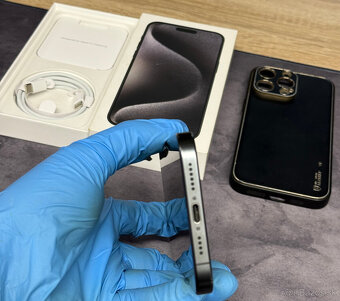 Apple iPhone 15 Pro Max 256 GB Black Titanium / 85% zdravie - 6