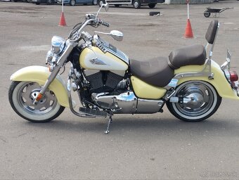 Suzuki VL 1500 Intruder - 6