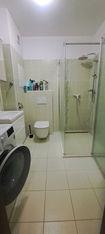 ZARIADENÝ 1 IZBOVÝ BYT - MUŠKÁT - 6