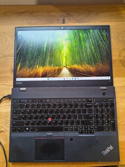 Predam Lenovo T15 Gen1 + Monitor - 6