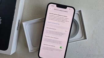 Apple iPhone 13 tmavý 128GB - 6
