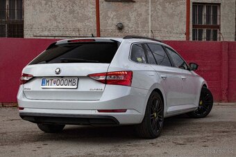 Škoda Superb Combi - 6