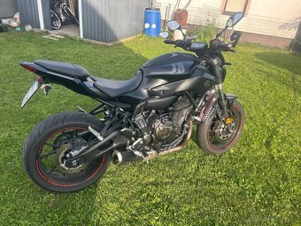 Yamaha MT 07 - 6