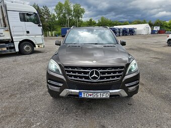 Mercedes ML350 - 6