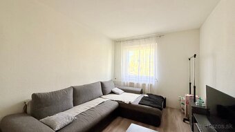 MAĎARSKO - NOVAJIDRÁNY 6 IZBOVÝ RD PO VNÚTORNEJ REKONŠTRUKCI - 6