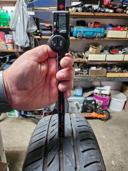 Predám letné pneumatiky 185/60 R14 - 6