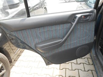 Rozpredám Toyota Carina E 2,0 98kw 1994 - 6