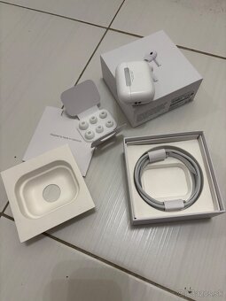 AirPods Pro 2 (USB-C)-top stav, záruka - 6