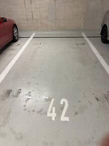 Prenajmem dve vnútorné garážové státia v Ovocných sadoch - 6