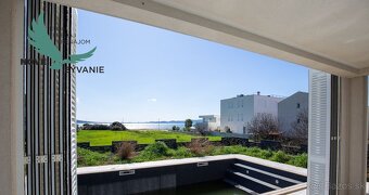 Luxusná novostavba vila s bazénom a výťahom len 100m od mora - 6