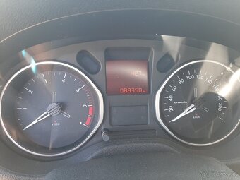 CITROEN C-ELYSÉE 1,2 PURE-TECH 61 kW/82 koní rok 2/2019 - 6