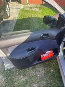 Predam peugeot 206 1.4 - 6