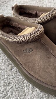 UGG Tazz Slipper Molasses (W) - 6