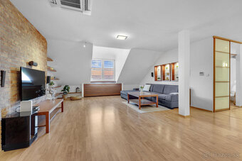 PREDAJ - podkrovný 3-izbový byt na Nivách - 500 bytov, Súťaž - 6