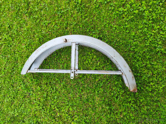 Přední blatník ČZ 175/477, 125/476 - ULOŽENKA - 6