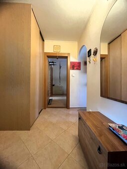 Pekný, slnečný 3 izbový byt s balkónom, časť Cigánka, Levice - 6