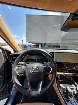 Lexus NX 2.5 Hybrid AWD Executive - 6