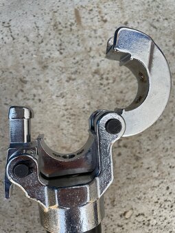Predám HYDRAULICKÝ LIS NA PEX POTRUBIE - 6