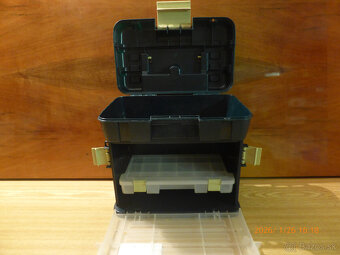 Predám rybársku skrinku - podsedák - 6