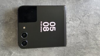 Samsung Galaxy Z Flip 5  512 GB - 6