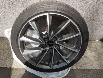 5x114.3 225/40 r18 - 6