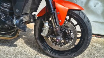 Triumph SPEED TRIPLE 1050 - 6