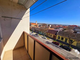 NA PREDAJ 3izbový byt po kompletnej rekonštrukcií Hlohovec - 6