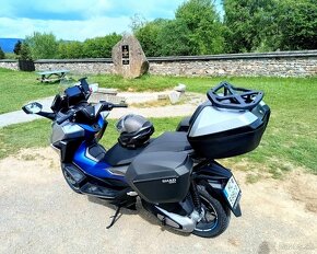 Držáky kufru Shad Sh23 na Honda Forza 125 300 350 Honda ADV - 6