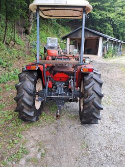 Malotraktor s nakladačom - 6